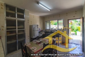 Casa no bairro Centro, Lado Linha