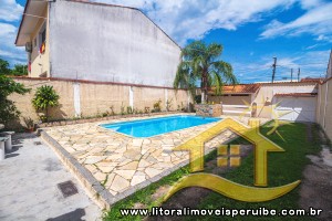 Casa no bairro Belmira Novaes, Lado Linha