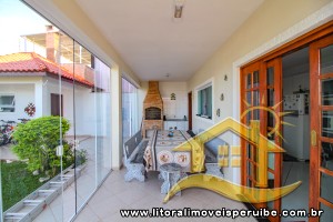 Casa no bairro Continental, Lado Linha