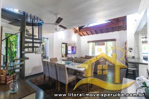 Casa no bairro Bougainvillée II, Lado Linha