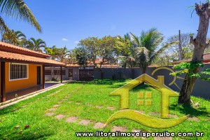 Casa no bairro Belmira Novaes, Lado Linha
