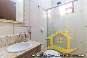 Casa no bairro Belmira Novaes, Lado Linha