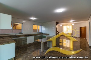 Casa no bairro Bougainvillée IV, Pós Linha