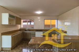 Casa no bairro Bougainvillée IV, Pós Linha