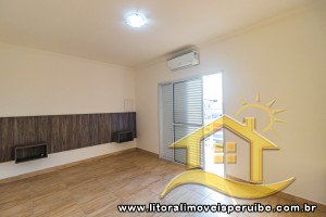 Casa no bairro Bougainvillée IV, Pós Linha