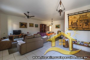 Casa no bairro Stella Maris, Lado Linha
