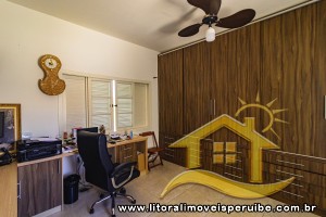 Casa no bairro Bougainvillée II, Lado Linha