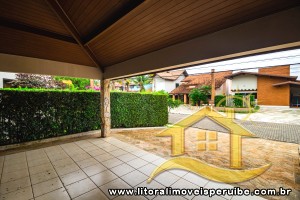 Casa no bairro Bougainvillée II, Lado Linha