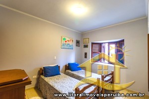 Casa no bairro Bougainvillée II, Lado Linha
