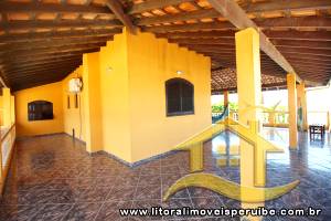 Casa no bairro Belmira Novaes, Lado Praia
