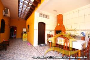 Casa no bairro Belmira Novaes, Lado Praia