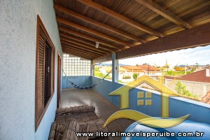 Casa no bairro São José, Lado Linha