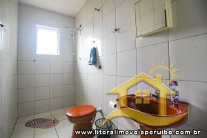 Casa no bairro Belmira Novaes, Lado Praia