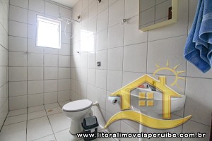 Casa no bairro Belmira Novaes, Lado Praia