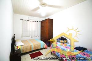 Casa no bairro Centro, Lado Linha