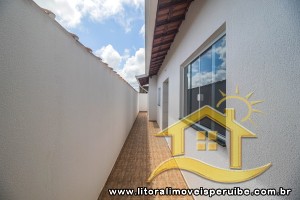 Casa no bairro Flora Rica III, Pós Linha