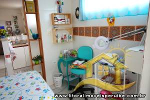 Casa no bairro Centro, Lado Linha
