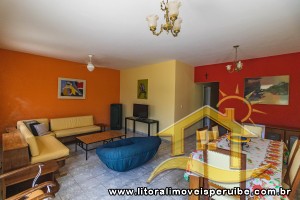 Casa no bairro Jardim Peruíbe, Pós Linha