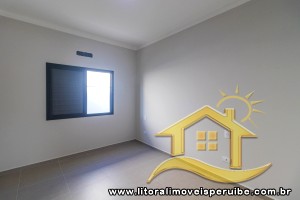 Casa no bairro Jardim Márcia, Lado Linha