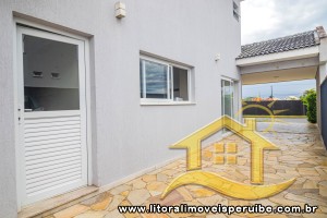 Casa no bairro Bougainvillée IV, Pós Linha
