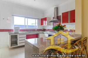 Casa no bairro Bougainvillée IV, Pós Linha