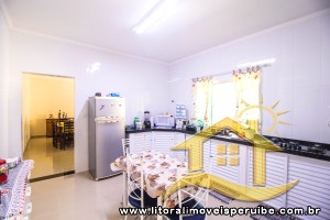 Casa no bairro Vila Peruíbe, Pós Rodovia