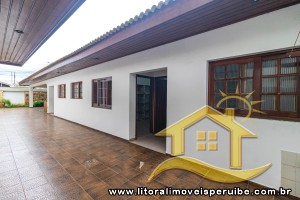 Casa no bairro Centro, Lado Linha