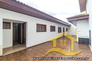 Casa no bairro Centro, Lado Linha
