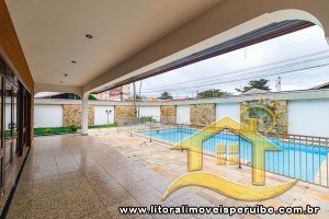 Casa no bairro Centro, Lado Linha
