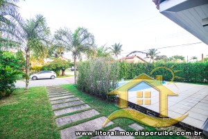 Casa no bairro Bougainvillée III, Lado Linha