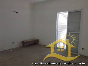Casa no bairro Jardim Márcia, Lado Linha