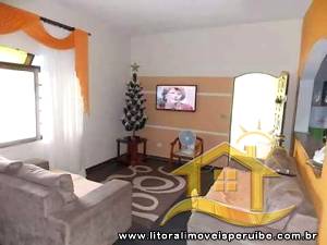 Casa no bairro Belmira Novaes, Lado Linha