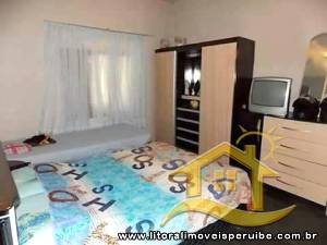 Casa no bairro Belmira Novaes, Lado Linha