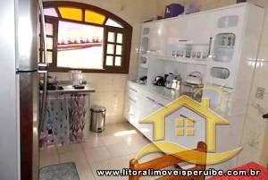 Casa no bairro Belmira Novaes, Lado Linha