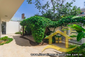 Casa no bairro Três Marias, Lado Linha