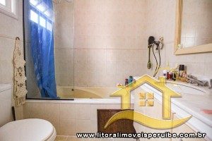 Casa no bairro Jardim Peruíbe, Pós Linha