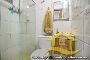 Casa no bairro Belmira Novaes, Lado Linha