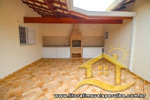 Casa no bairro Stella Maris, Lado Linha