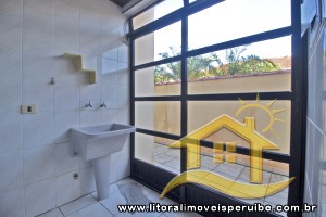 Casa no bairro Oásis, Lado Linha