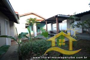 Casa no bairro Belmira Novaes, Lado Linha