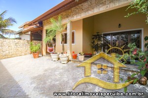 Casa no bairro São José, Lado Linha