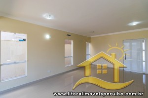 Casa no bairro Bougainvillée IV, Pós Linha