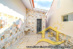 Casa no bairro Jardim Peruíbe, Pós Linha