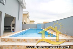 Casa no bairro Bougainvillée IV, Pós Linha