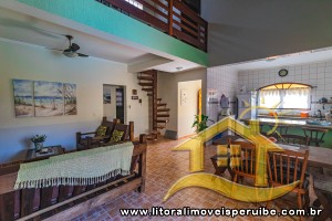 Casa no bairro Belmira Novaes, Lado Linha