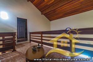 Casa no bairro Belmira Novaes, Lado Linha