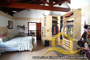 Casa no bairro Bougainvillée III, Lado Linha