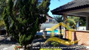 Casa no bairro Centro, Lado Linha
