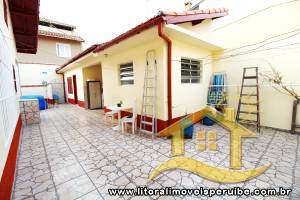 Casa no bairro Centro, Lado Linha