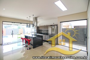 Casa no bairro Bougainvillée IV, Pós Linha